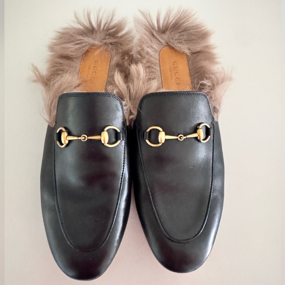 Gucci Horsebit Loafers with Fur 39.5